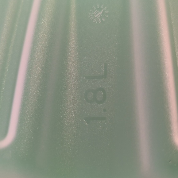 Tupperware Fridge Smart 4 Container Set Excellent Preowned Condition - Picture 5 of 16